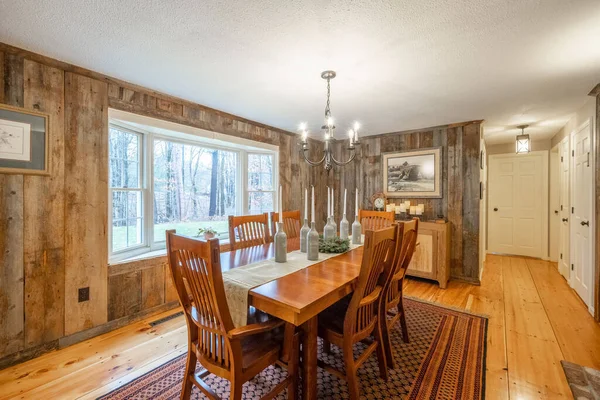 View Modern Dining Room Made Wood — Photo