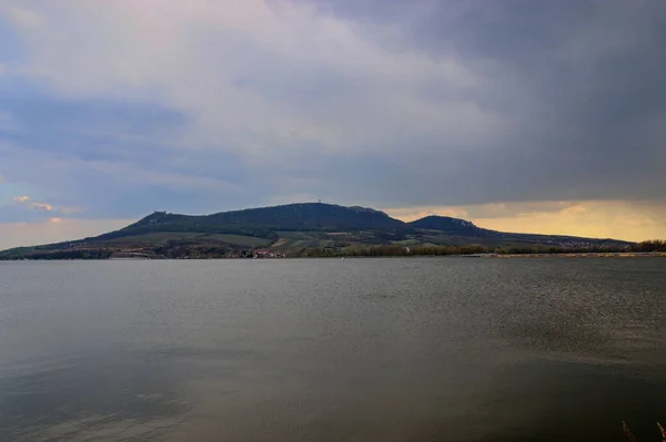 Blick Auf Die Palava Hügel Vom Ufer Des Sees Mit — Stockfoto