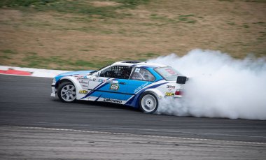 Navarra pistinde E36 drift