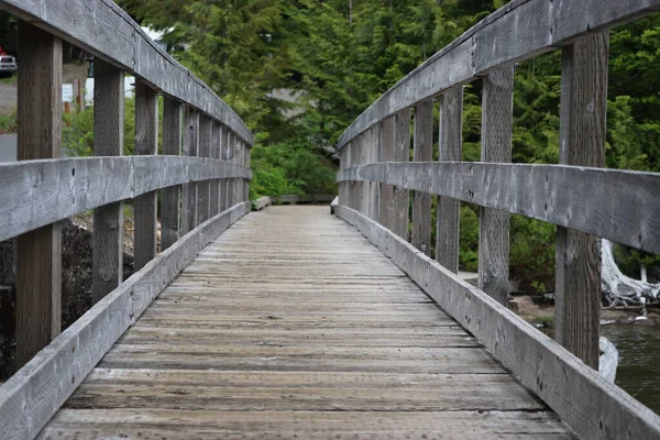 Scenic View Wooden Bridge Handrails River Oregon Usa — Fotografia de Stock