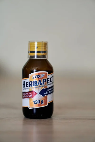 Vertical Shot Polish Herbapect Brand Syrup Coughing Kids Table — Zdjęcie stockowe