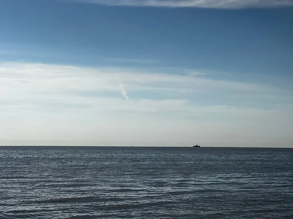 Hintergrund Sieht Man Ein Schiff Auf Der Nordsee — Stockfoto