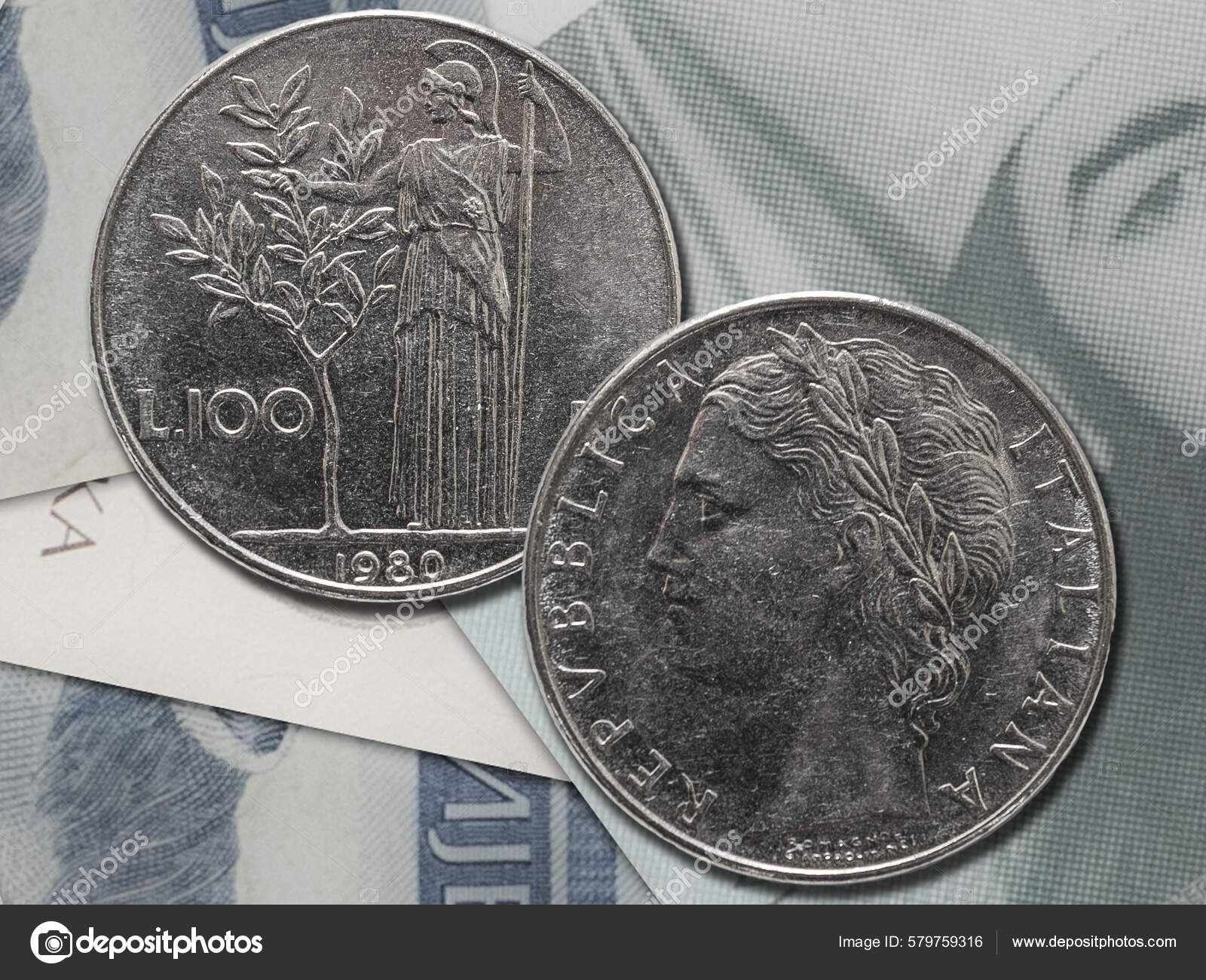 意大利里拉硬币的正面和反面意大利共和国的旧币财务概念—— 库存社论照片© wirestock_creators #579759316