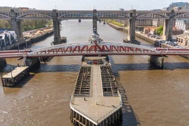 The Swing Bridge and High Level Bridge linking Newcastle with Gateshead over the River Tyne, Newcastle upon Tyne, UK