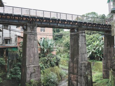 A view of the Sankeng Creek Steel Bridge