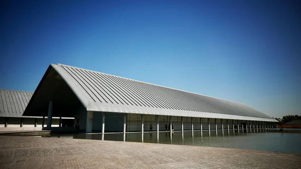 位于日本森山的佐川艺术博物馆 蓝天背景 — 图库照片