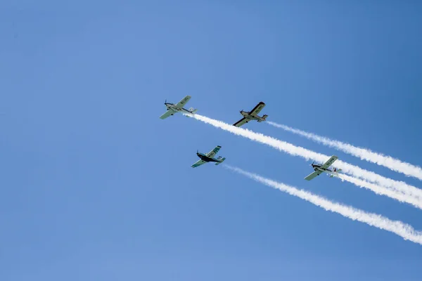 Four Aircraft Display Blue Sky — Photo
