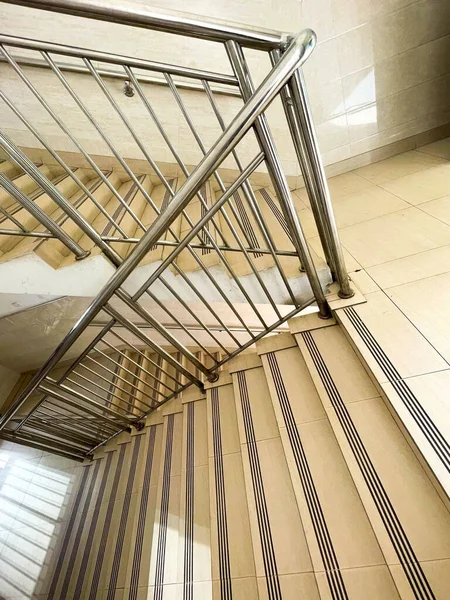 Indoor Marble Staircase Stainless Steel Handrail — Fotografia de Stock