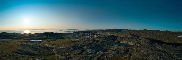 Panoramic Shot Dry Rocky Natural Landscape Sea View Sunset Greenland — Stock Photo, Image