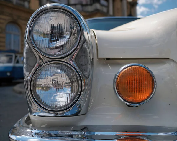 Closeup Headlights Old White Mercedes Car — Stock Photo, Image