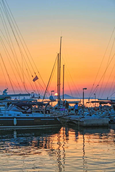 Vertical Shot Bright Orange Blue Sunset Sky Pier Boats Naxos — Stock Photo, Image