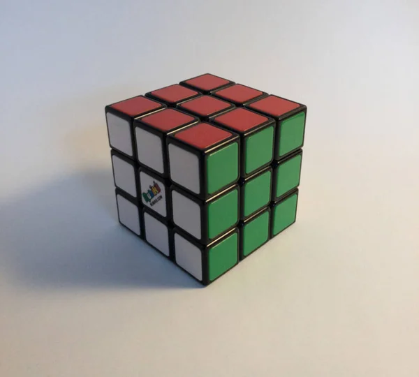 Closeup Shot Solved Rubik Cube White Background — Photo