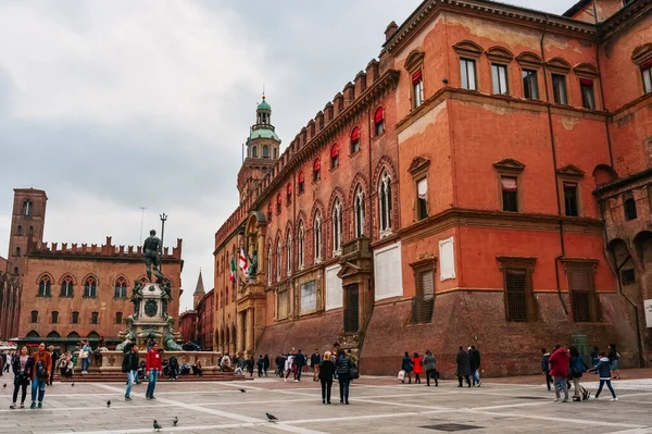 Low Angle Shot Modern Buildings Piazza Maggiore Bologna Italy — Stock fotografie