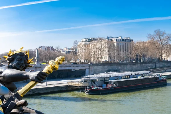 Paris Ponte Alexandre Iii Sena Com Barcos Rio — Fotografia de Stock