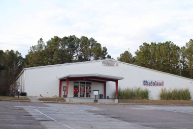 Augusta, Ga USA - 12 25 21: Vintage throw back Skateland Roller skate rink building view