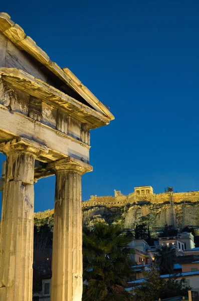 Tepe - Atina'daki Parthenon Tapınağı gece, Yunanistan