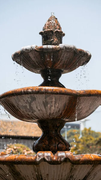 Vertical Shot Stone Fountain — Zdjęcie stockowe