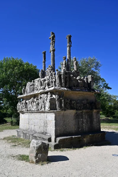 Espátula Pedra Granito Antigo Com Céu Azul Como Fundo — Fotografia de Stock