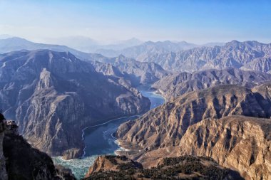 Pekin, Çin 'deki İnci Gölü manzaralı.