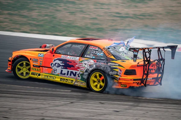 Orange Bmw E36 Drift Auf Der Rennstrecke Von Navarra — Stockfoto