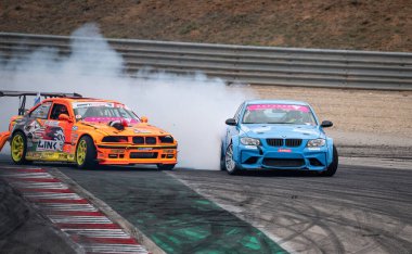 Bmw 3 Serisi E90 devrede sürükleniyor