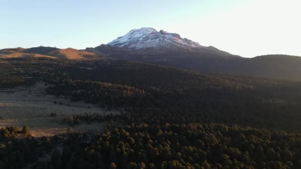 Aerial View Rocky Snowy Iztaccihuatl Volcanic Mountain Mexico — Stockvideo