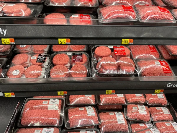 Grovetown Usa Walmart Meat Department Hamburger Meat Front View — стоковое фото