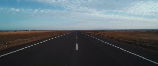 Long Road Passing Fields Blue Cloudy Sky — Video