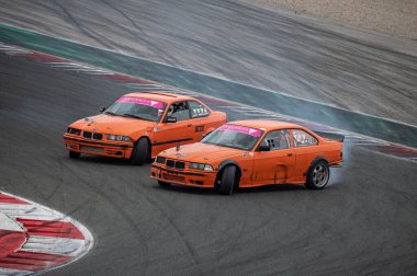 Battle Bmw E36 drift at the Navarra circuitGreen