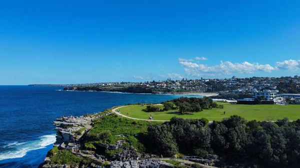 Blick Auf Eine Wunderschöne Halbinsel Oder Insel Mit Grüner Natur — Stockfoto