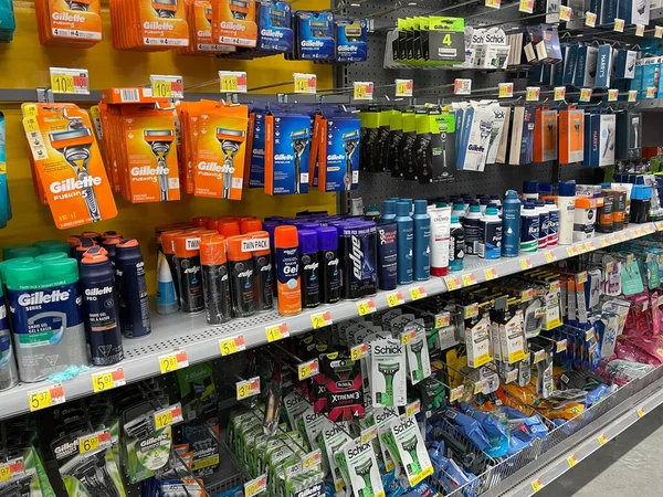 Grovetown Usa Walmart Retail Store Interior Shaving Section Prices — Foto Stock