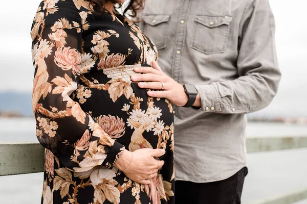 Pregnant Female Dress Man Hands Her Belly Family Photoshoot — Stock fotografie