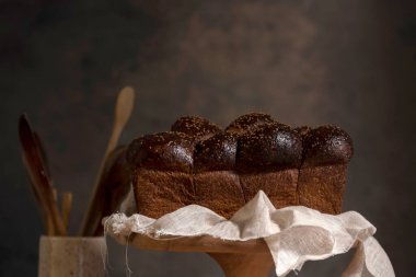 Tohumlu ev yapımı ekşi ekmek..