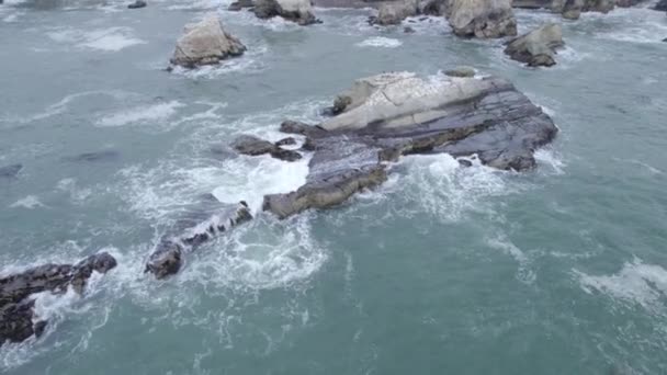 Aerial View Beautiful Rocky Seashore — Video Stock