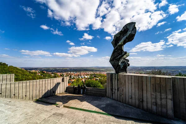 Beautiful Shot Nike Statue Hill View Pecs Hungary Captured Sunny — Photo