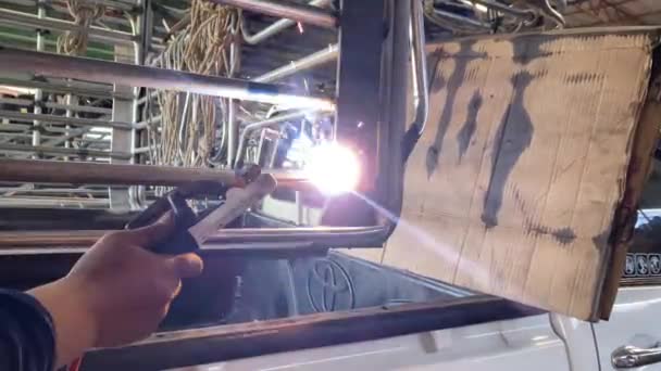 Closeup Hand Welding Automotive Part Car Factory — Stock videók