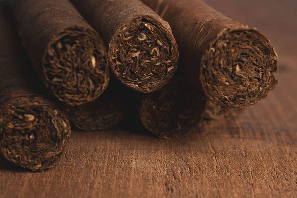 Selective Focus Rolled Cigars Brown Wooden Table — Stock Photo, Image