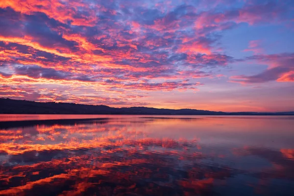 Pôr Sol Sobre Lago Sempach Suíça — Fotografia de Stock