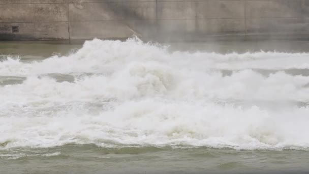 Água Corrente Barragem Lewis Clark Yankton Dakota Sul — Vídeo de Stock