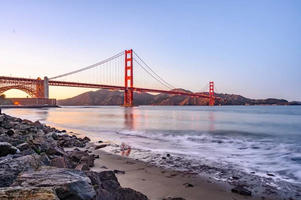 Kaliforniya Daki Golden Gate Köprüsü Nün Güzel Bir Manzarası Gün — Stok fotoğraf