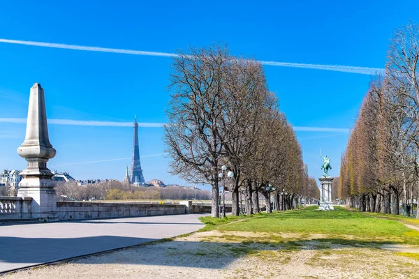 Paris Ponte Alexandre Iii Sena Com Torre Eiffel Fundo — Fotografia de Stock