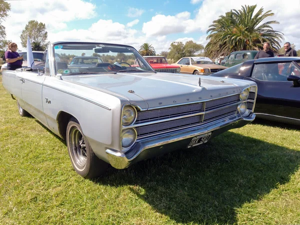 Oude Sport Plymouth Fury Iii 1965 1968 Tweedeurs Cabriolet Zonnige — Stockfoto