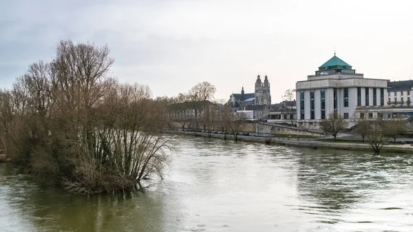 Touren Blick Auf Die Loire Und Die Kathedrale Hintergrund — Stockfoto