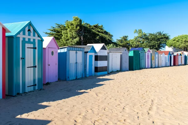 Drewniane Domki Plaży Wyspie Oleron Francji Kolorowe Domki — Zdjęcie stockowe