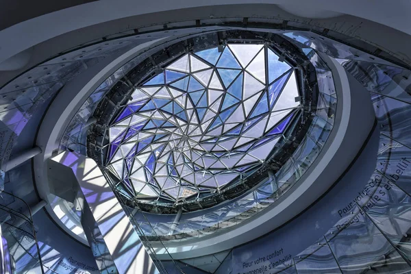 Ângulo Baixo Teto Moderno Centro Comercial Bogrenelle Paris França — Fotografia de Stock