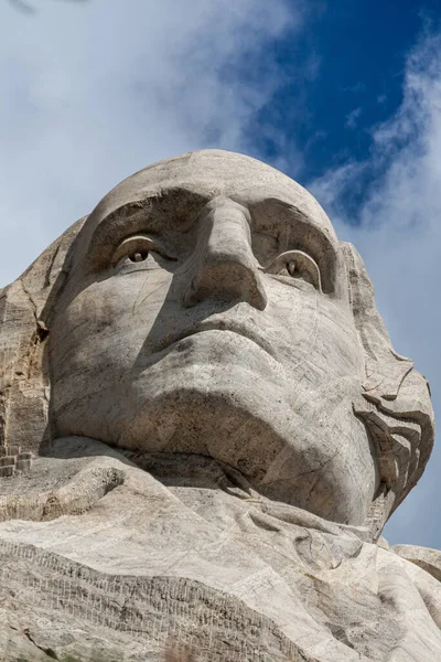 Вертикальний Постріл Джорджа Вашингтона Першого Президента Сполучених Штатів Висічений Схилі — стокове фото