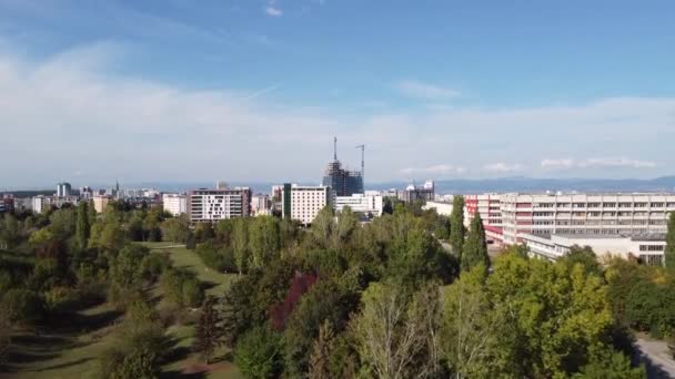 Une Vue Aérienne Verdure Luxuriante Dans Parc Des Étudiants Sofia — Video