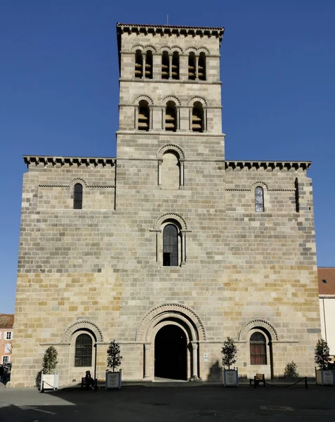 Entrada Traseira Igreja Abadia Saint Austremoine Issoire Sob Céu Azul — Fotografia de Stock