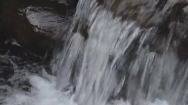 Ticino, İsviçre 'deki Breggia nehrinin güzel bir manzarası.