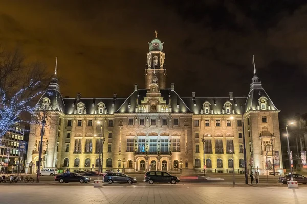 Nízký Úhel Záběru Starobylé Budovy Rotterdamu Nizozemsko — Stock fotografie